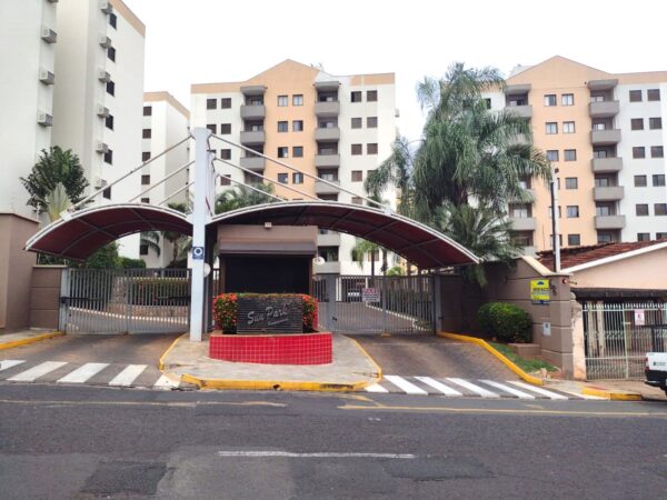 Vende-se Apto na Redentora $ 500.000,00