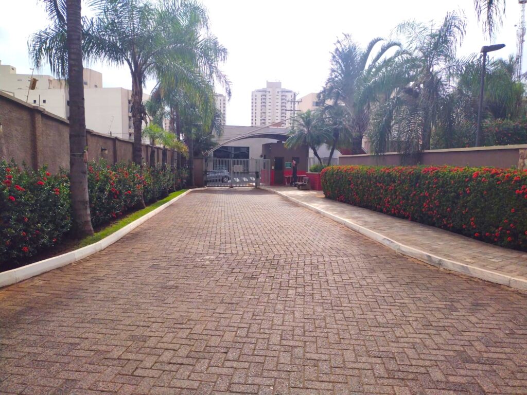 Vende-se Apto na Redentora $ 500.000,00