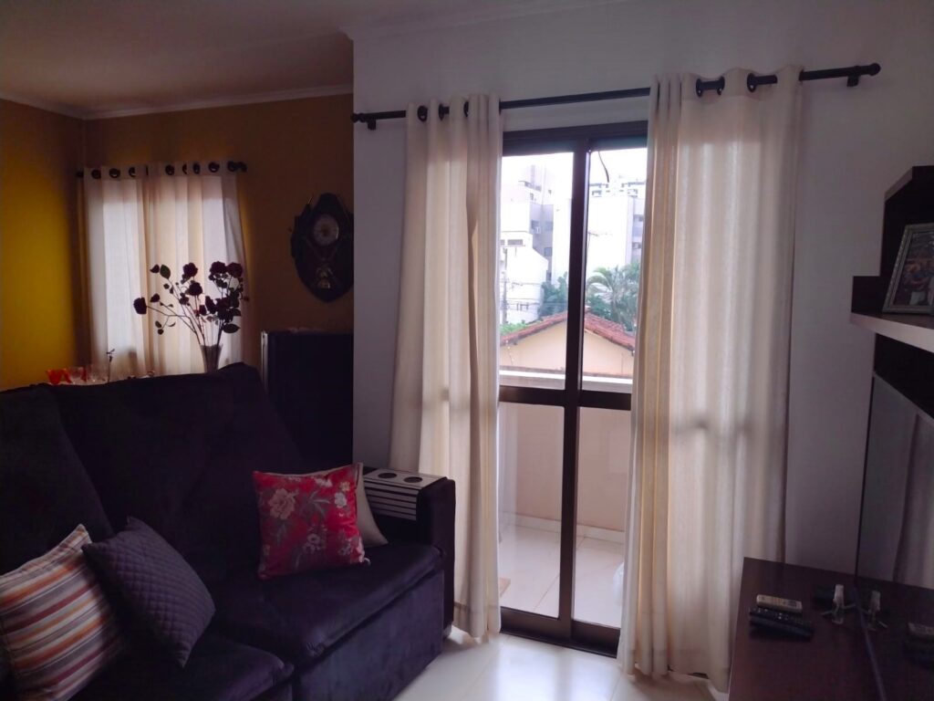 Vende-se Apto na Redentora $ 500.000,00