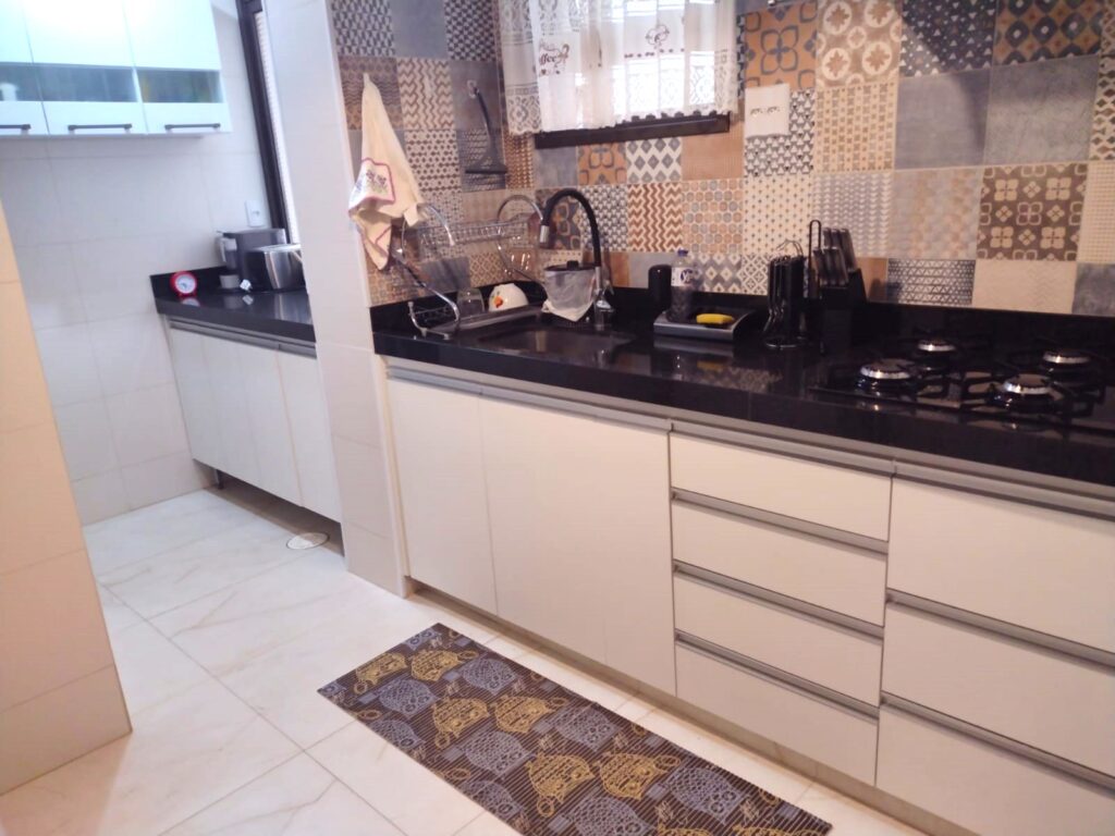 Vende-se Apto na Redentora $ 500.000,00