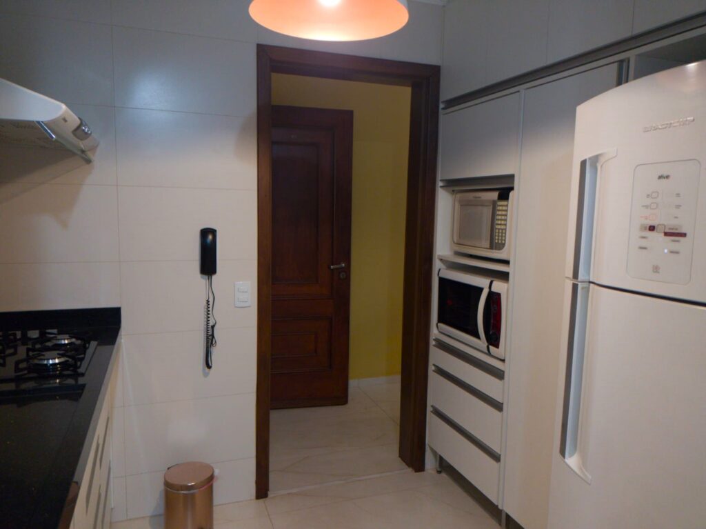 Vende-se Apto na Redentora $ 500.000,00