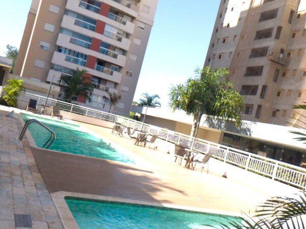 Vende-se Apto Próximo ao Iguatemi de 3 dormitórios $ 750.000,00