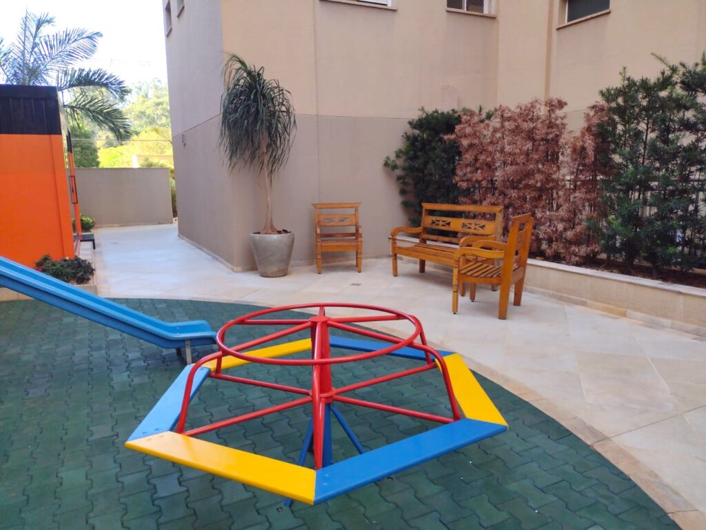 Vende-se Apto Próximo ao Iguatemi de 3 dormitórios $ 750.000,00