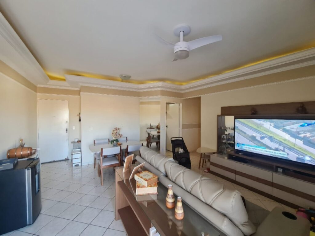 Vende-se Apto no Bairro Quinta das Paineiras $ 325.000,00