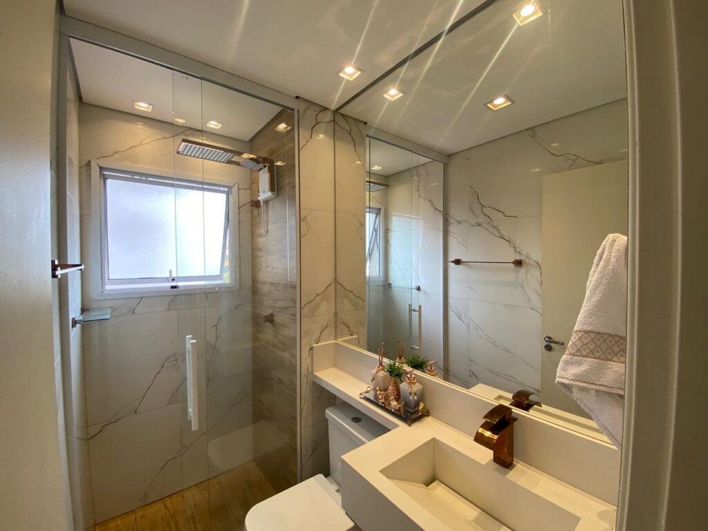 Vende-se belíssimo apto novo $ 420.000,00