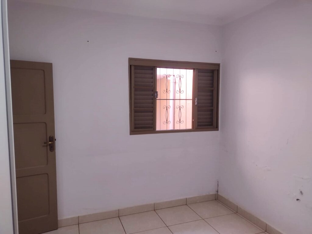 Vende-se casa comercial na Vila Maceno $ 395.000,00