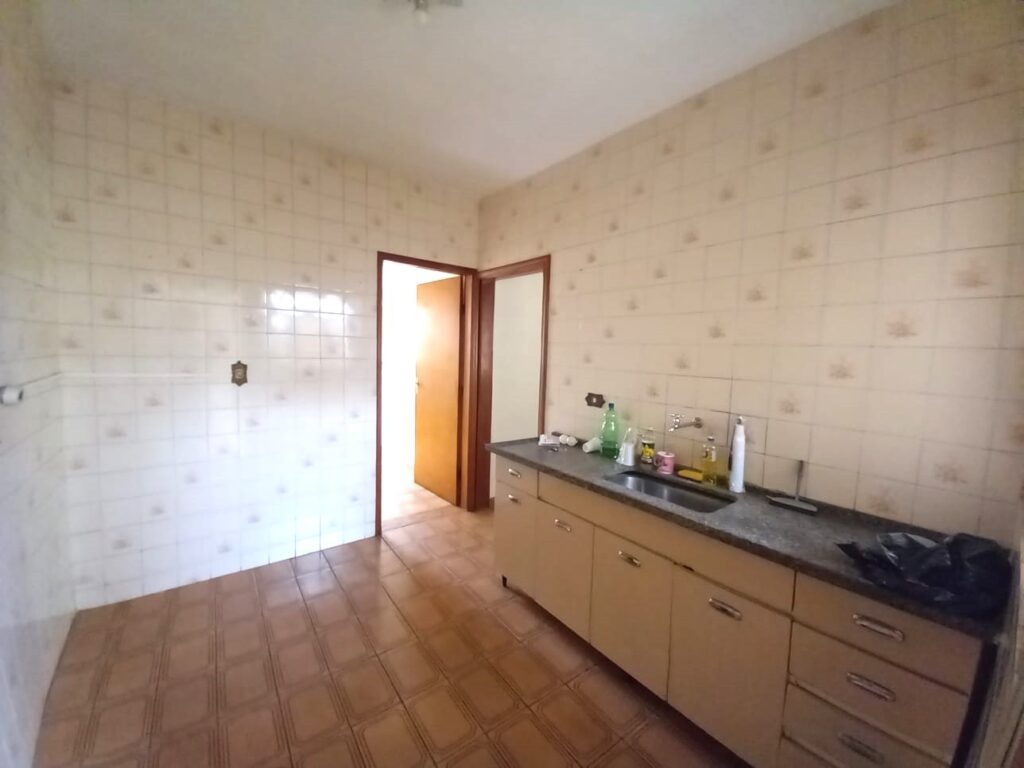 Vende-se casa com edícula no Parque Industrial $ 270.000,00