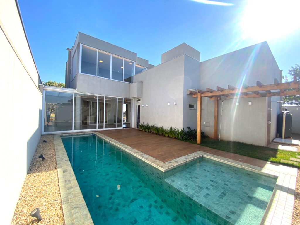 Vende-se linda casa Cond. Buona Vita $ 1.600.000,00
