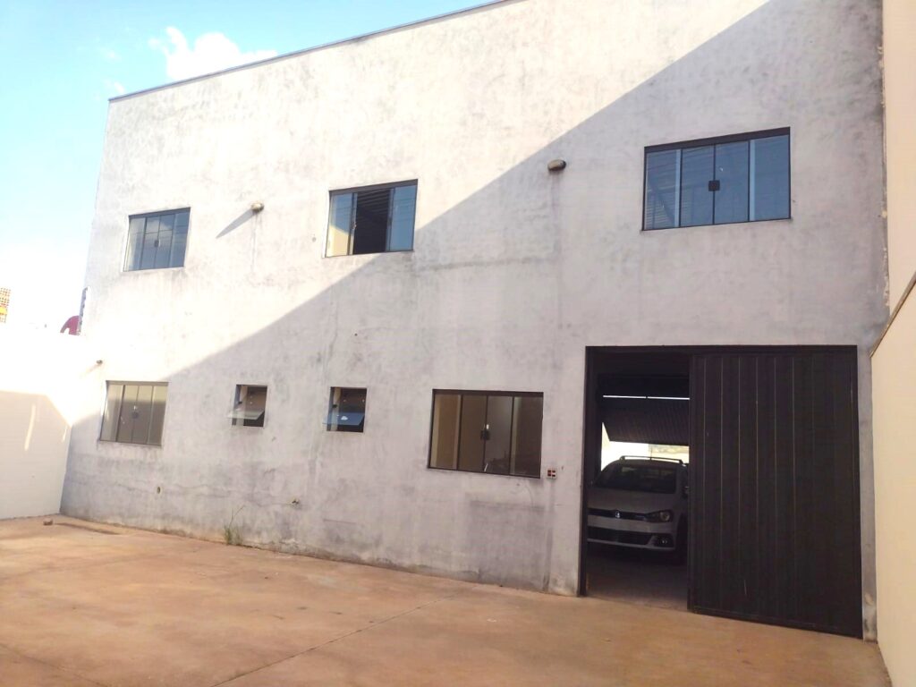 Aluga-se Salão comercial 230m² novo $ 5.000,00