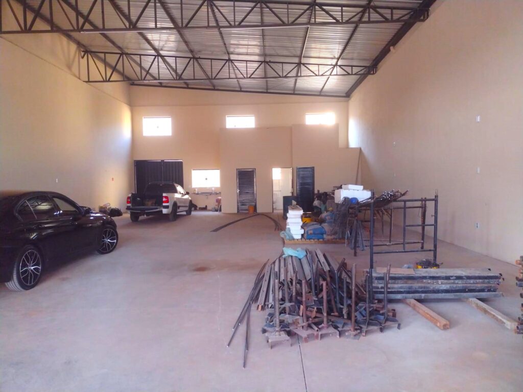 Aluga-se Salão comercial 230m² novo $ 5.000,00