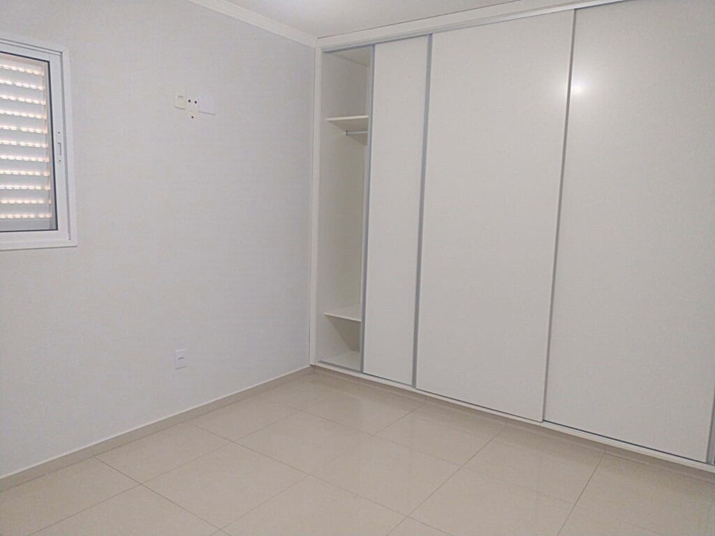 Aluga-se Apto de 1 dormitório próximo ao Plaza Shopping $ 1.400,00