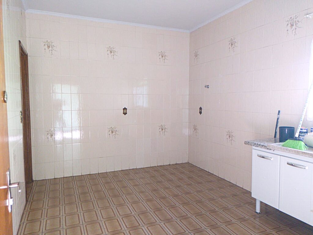 Vende-se ótima casa Jd. Vetorasso 3 dormitórios $ 400.000,00