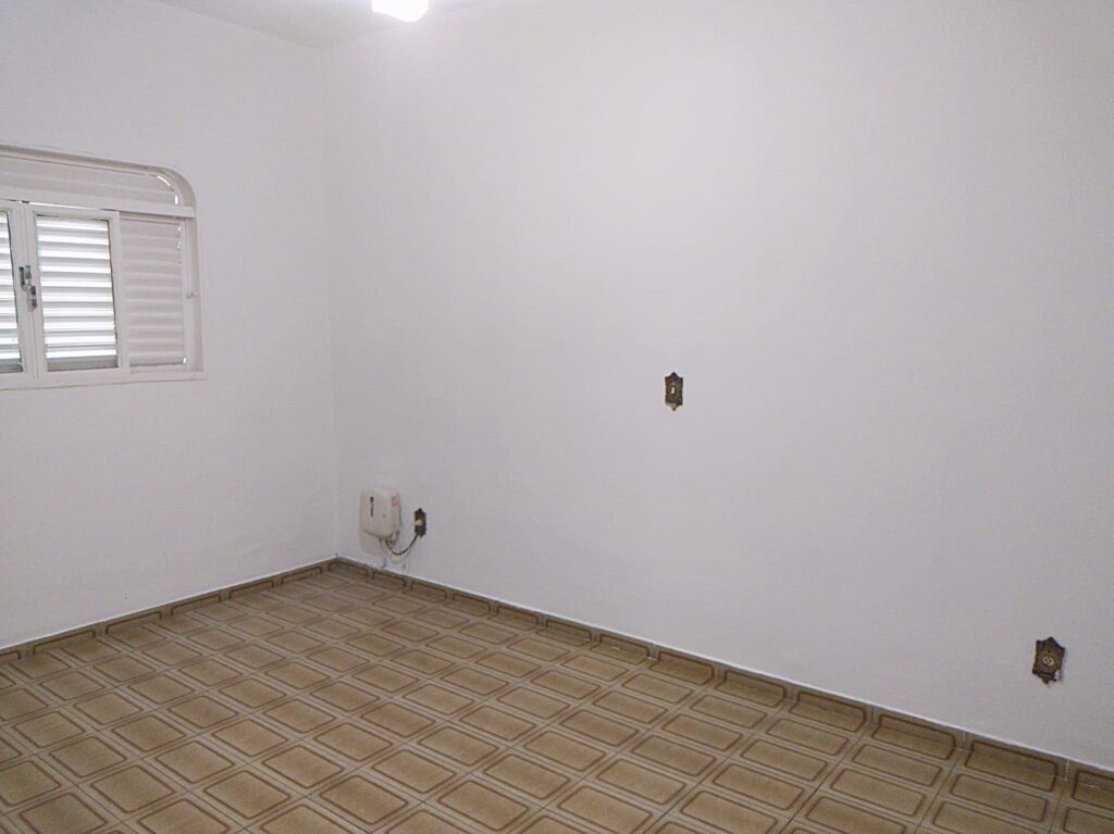 Vende-se ótima casa Jd. Vetorasso 3 dormitórios $ 400.000,00