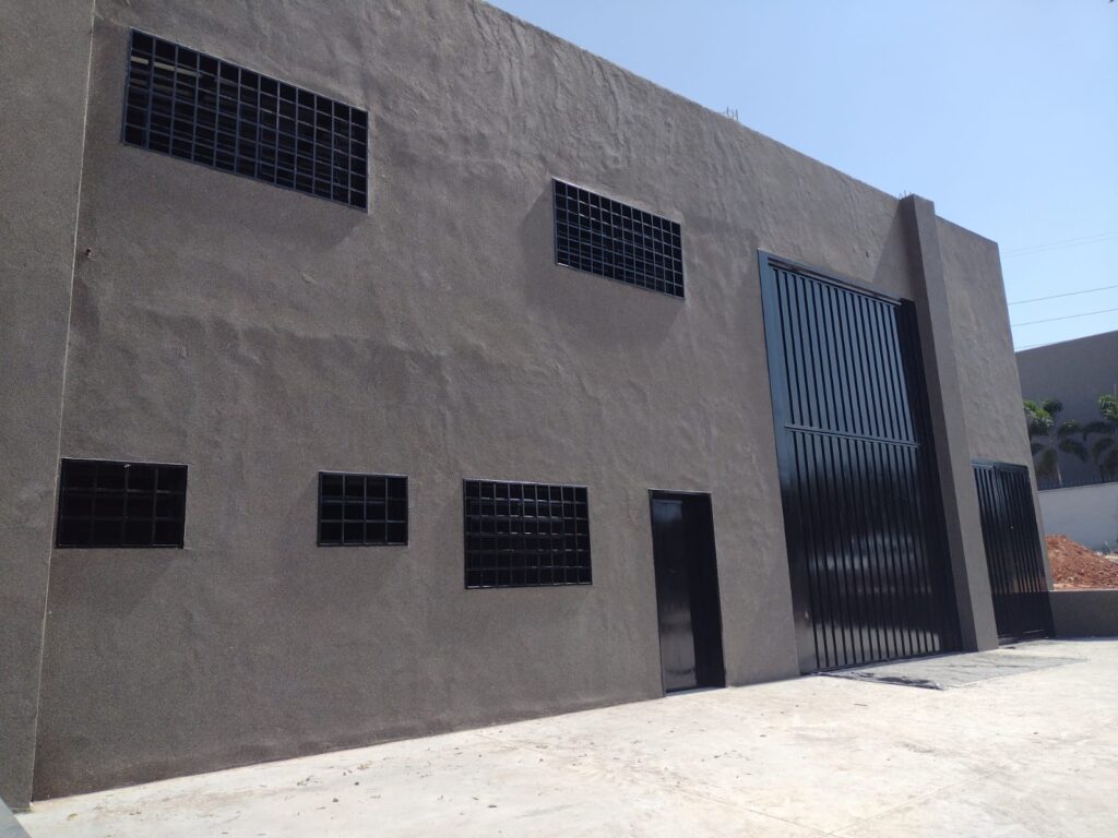 Vende-se para renda Salão $ 1.650.000,00 ou $ 8.500,00 aluguel