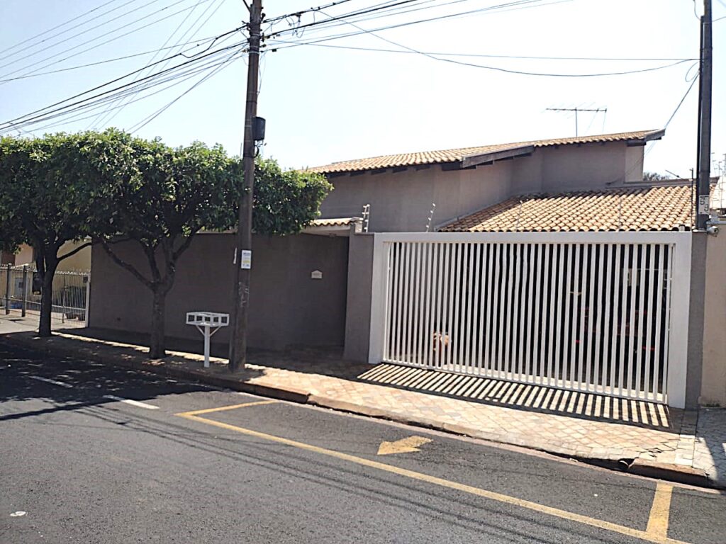 Vende-se Casa na Boa Vista local misto $ 795.000,00