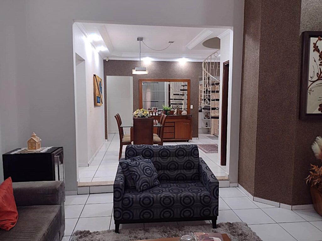 Vende-se Casa na Boa Vista local misto $ 795.000,00