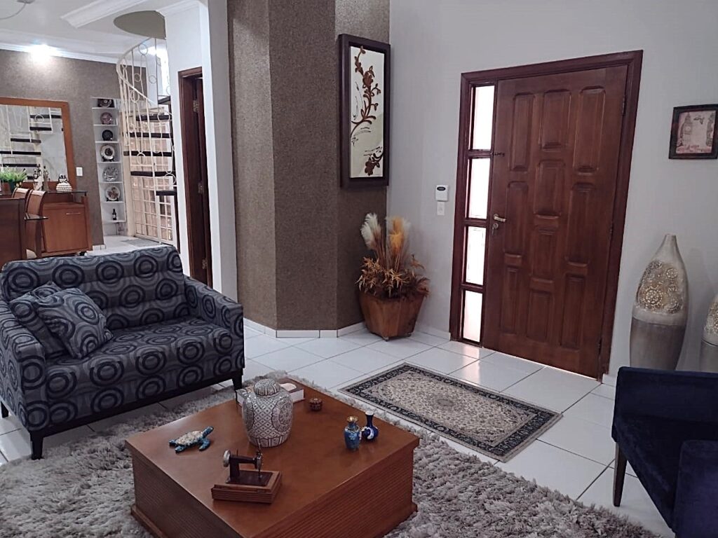 Vende-se Casa na Boa Vista local misto $ 795.000,00