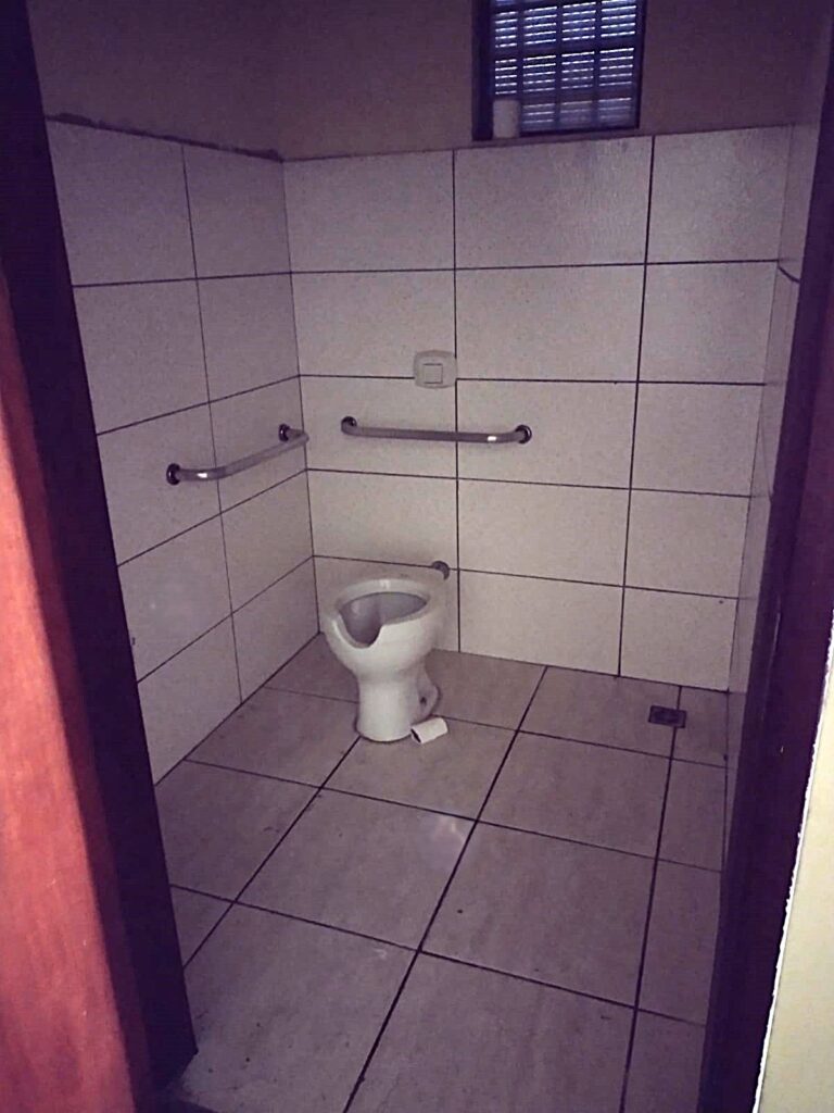 Aluga-se Salão no Distrito Industrial duas Vendas $ 7.000,00