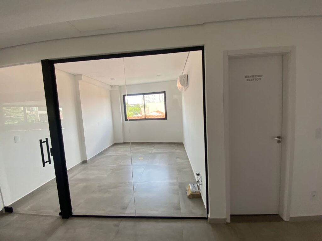 Aluga-se Flat novo ao lado do HB $ 2.000,00