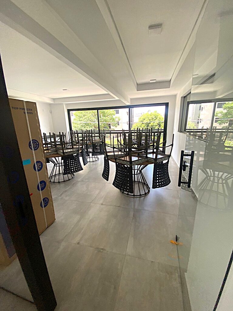 Aluga-se Flat novo ao lado do HB $ 2.000,00