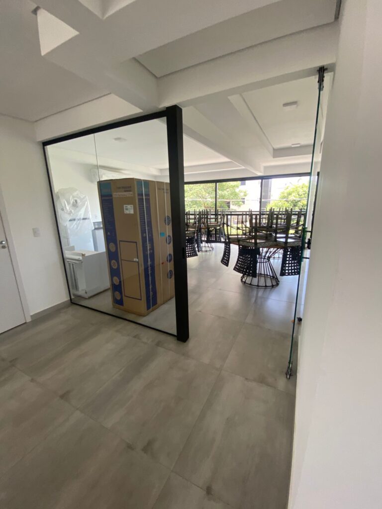 Aluga-se Flat novo ao lado do HB $ 2.000,00