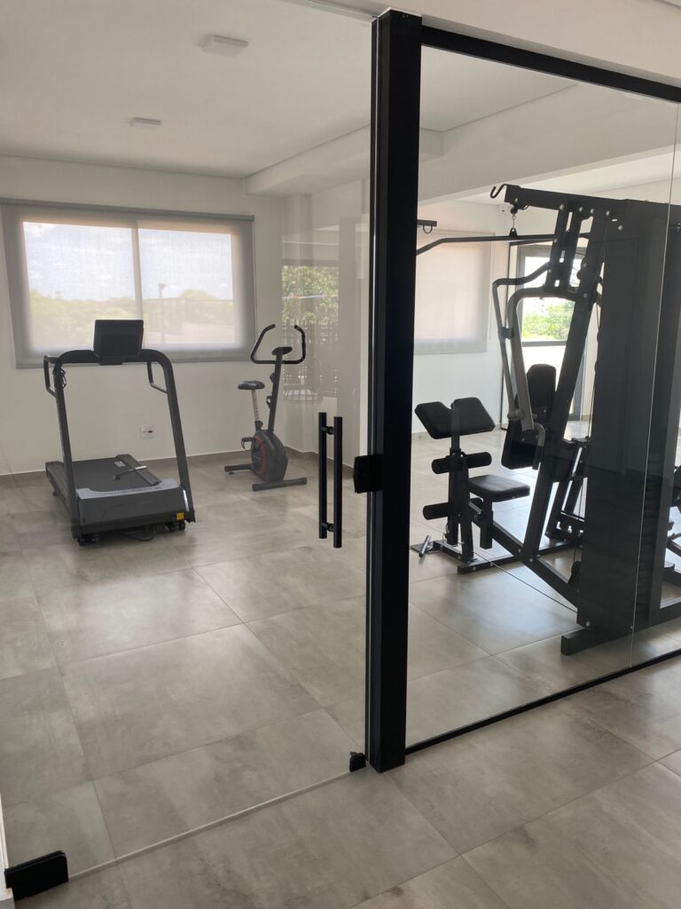 Aluga-se Flat novo ao lado do HB $ 2.000,00