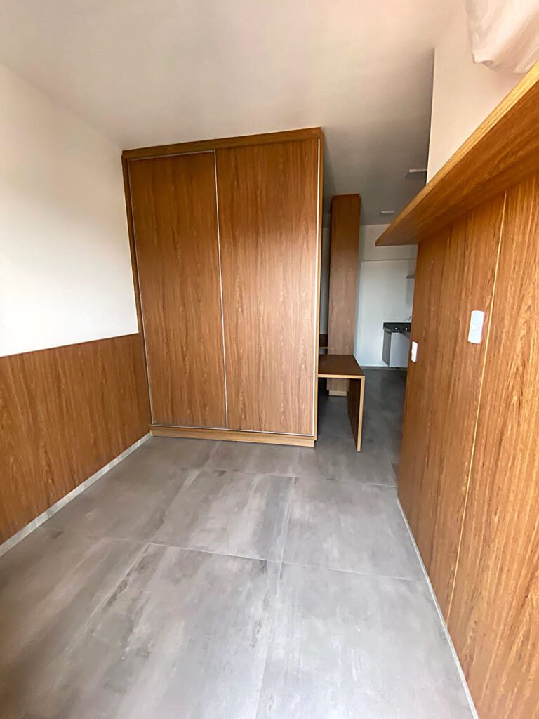 Aluga-se Flat novo ao lado do HB $ 2.000,00