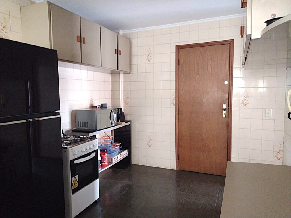 Vende-se apto no São Manoel ao lado do Hospital de Base $ 285.000,00