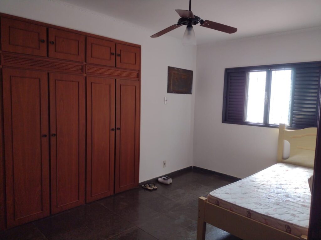 Vende-se apto no São Manoel ao lado do Hospital de Base $ 285.000,00