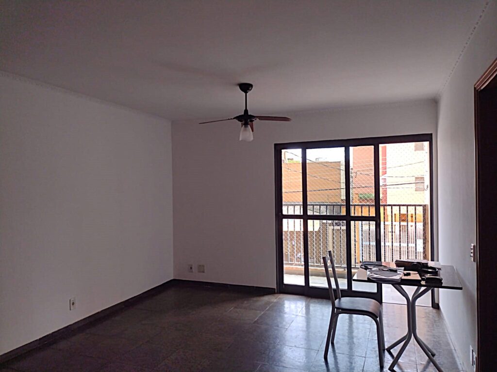 Vende-se apto no São Manoel ao lado do Hospital de Base $ 285.000,00