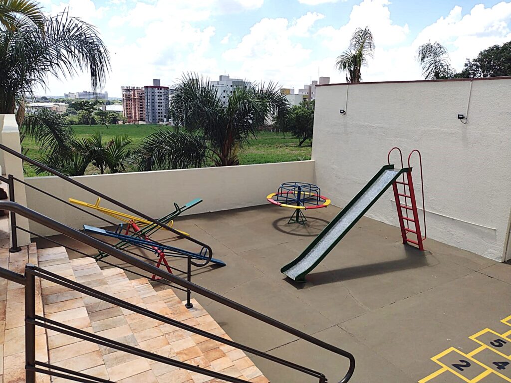 Vende-se apto Higienópolis c/ elevador $ 270.000,00