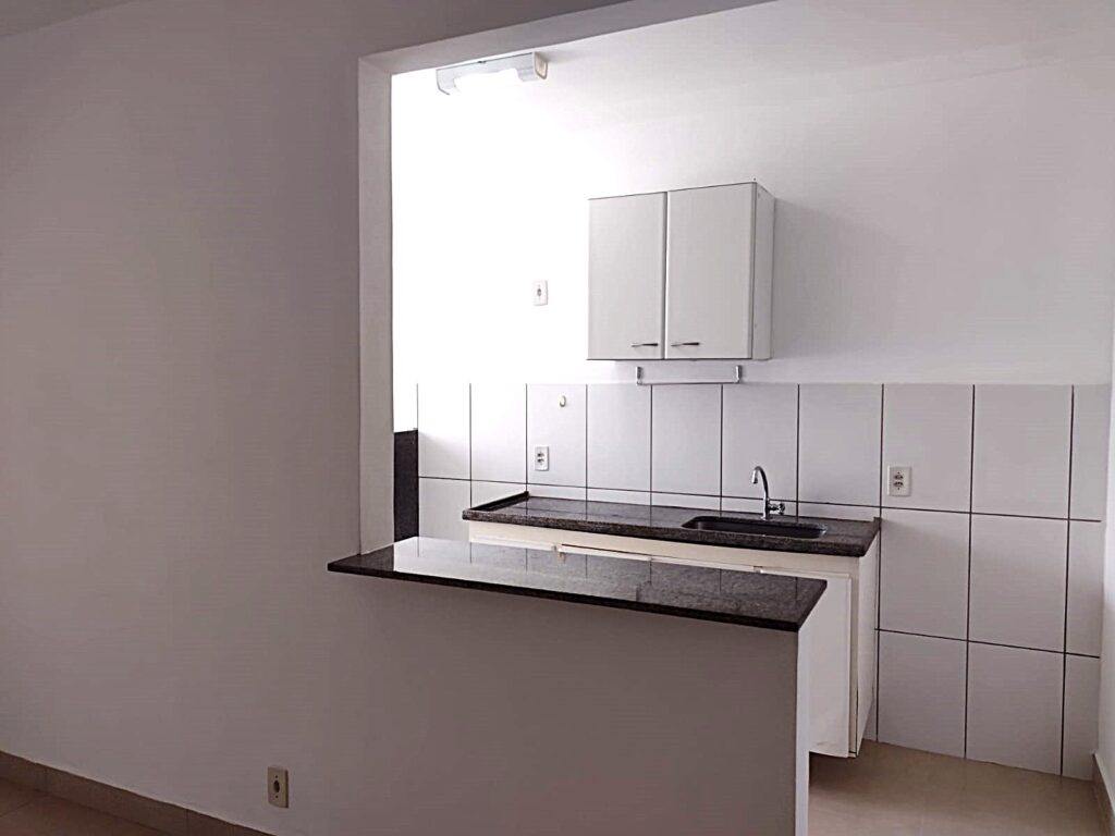 Vende-se apto Higienópolis c/ elevador $ 270.000,00