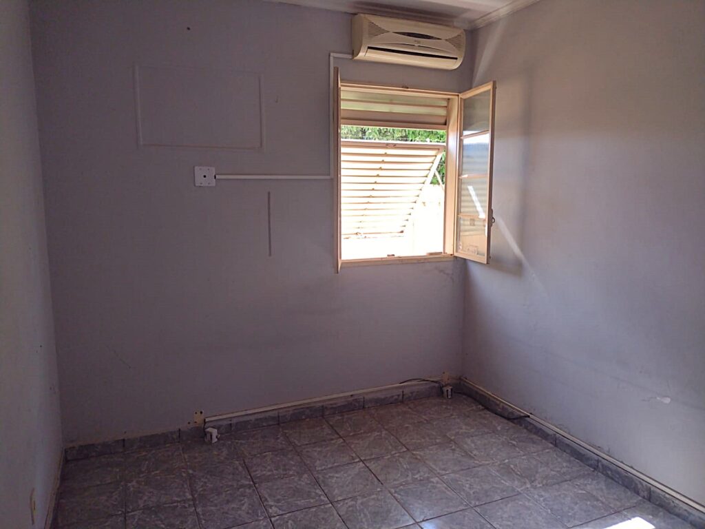 Vende-se Apto 2 dormitórios $ 155.000,00 Vende-se Apto 2 dormitórios $ 155.000,00