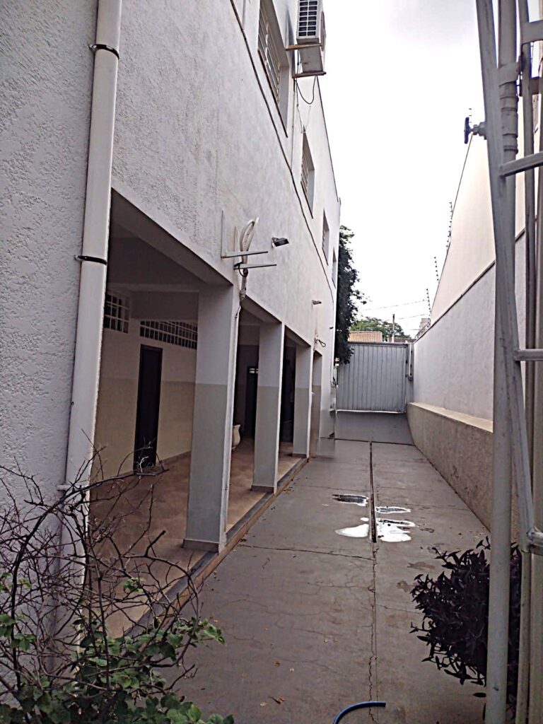 Vende-se ou Aluga-se excelente imóvel comercial $ 1.300.000,00