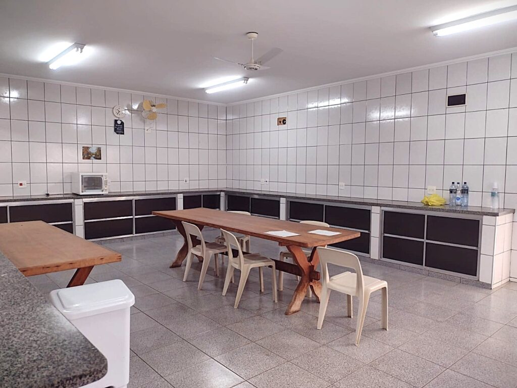 Aluga-se imóvel excelente comercial $ 7.500,00