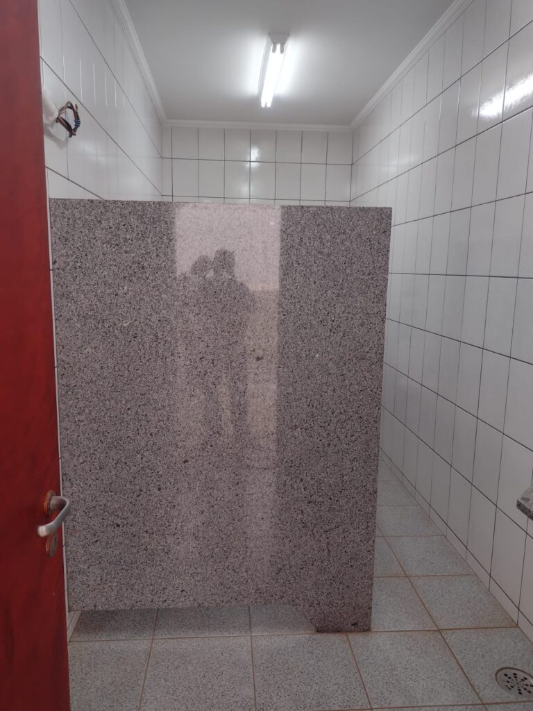 Vende-se ou Aluga-se excelente imóvel comercial $ 1.300.000,00