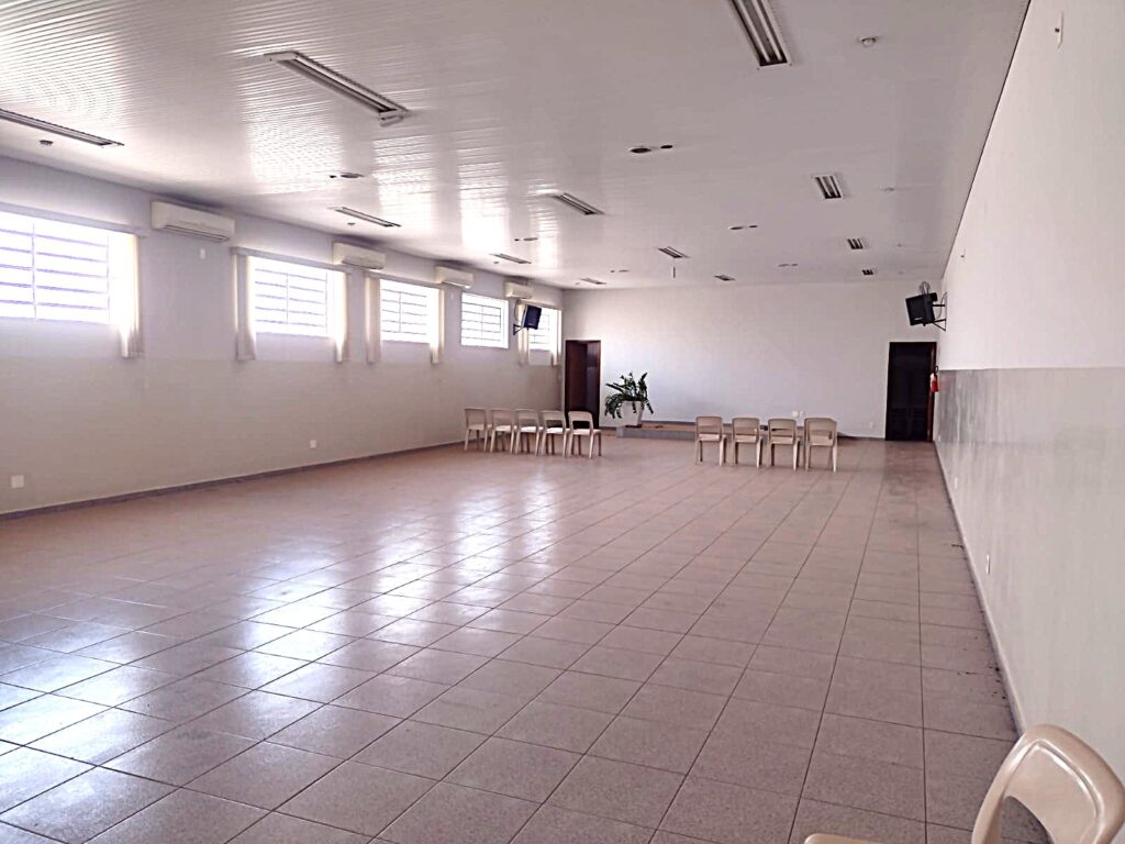Vende-se ou Aluga-se excelente imóvel comercial $ 1.300.000,00