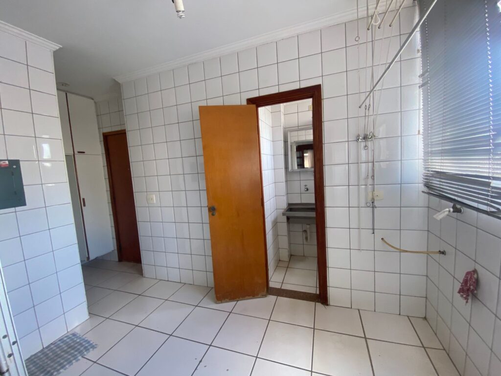 Vende-se Excelente apto na Imperial/Centro $ 420.000,00