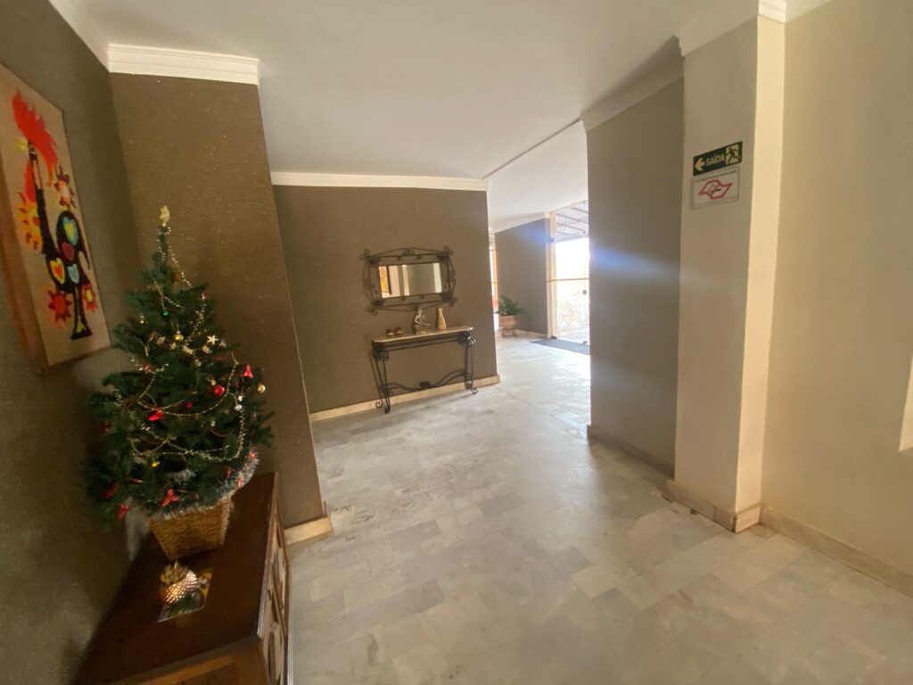 Vende-se Excelente apto na Imperial/Centro $ 420.000,00