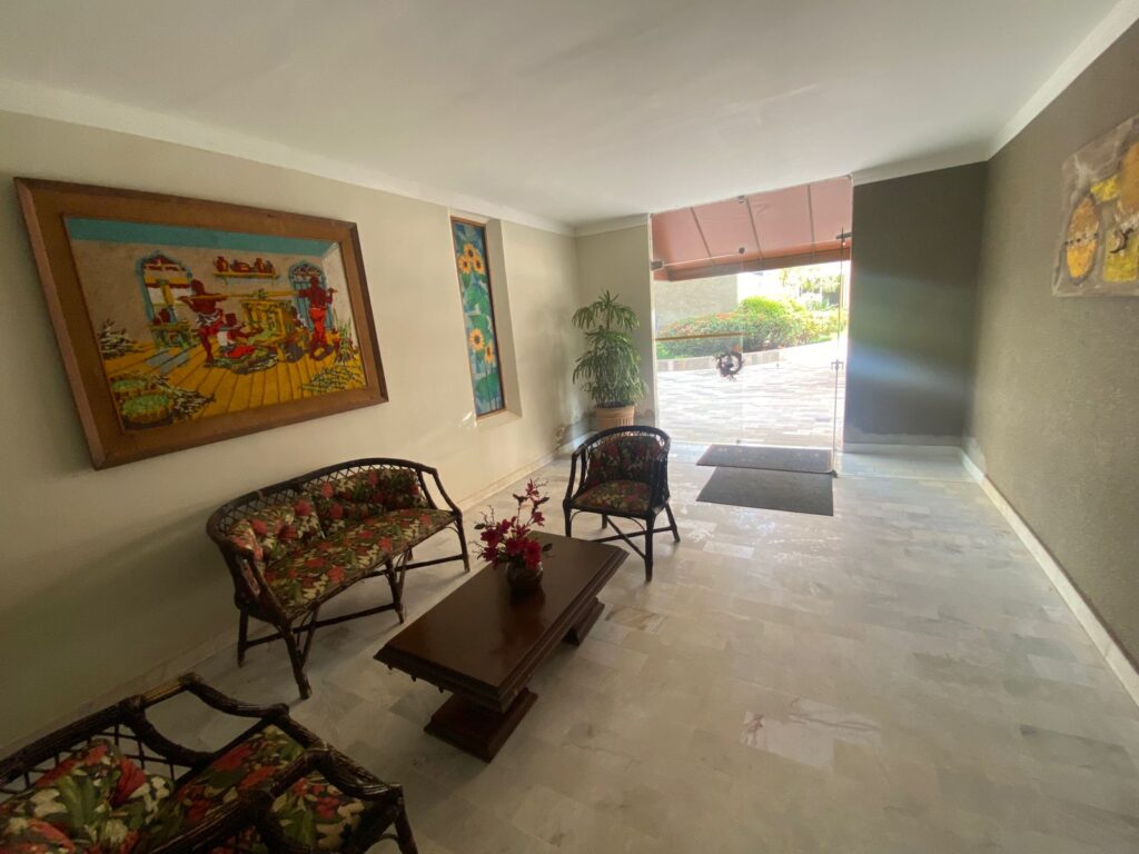 Vende-se Excelente apto na Imperial/Centro $ 420.000,00