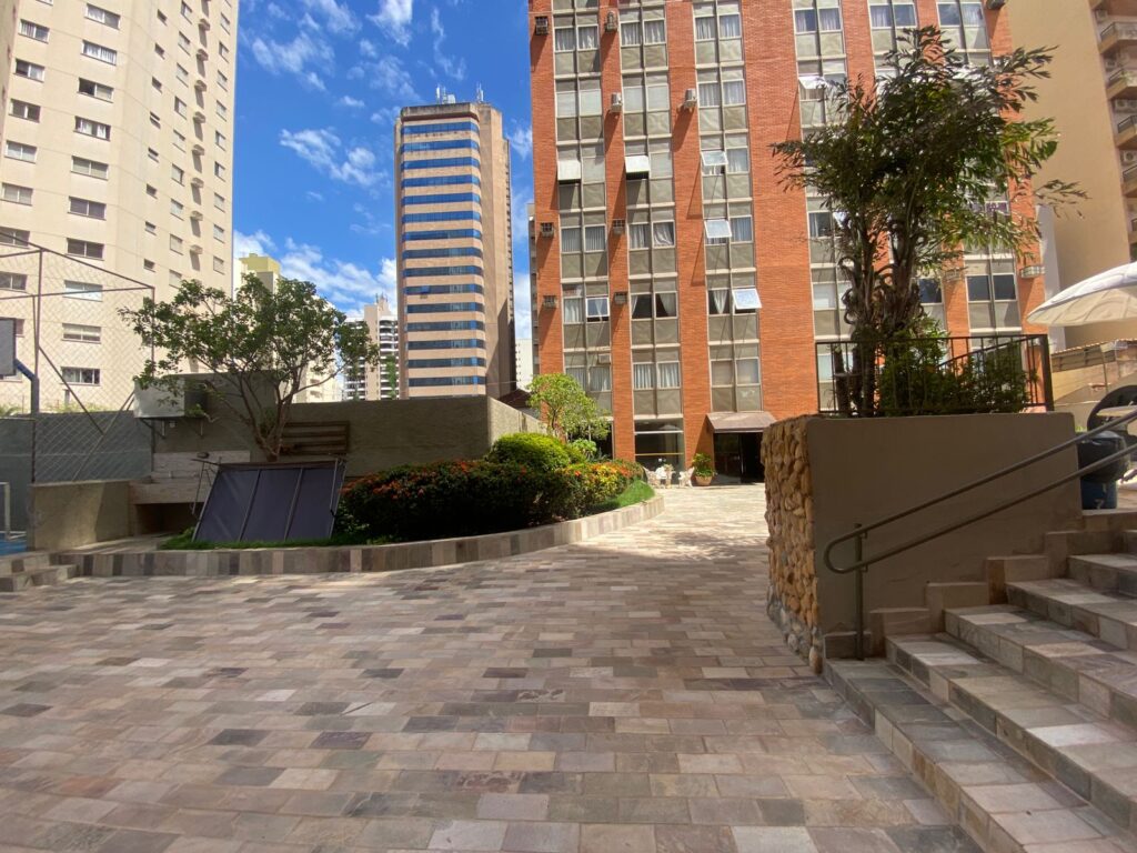 Vende-se Excelente apto na Imperial/Centro $ 420.000,00
