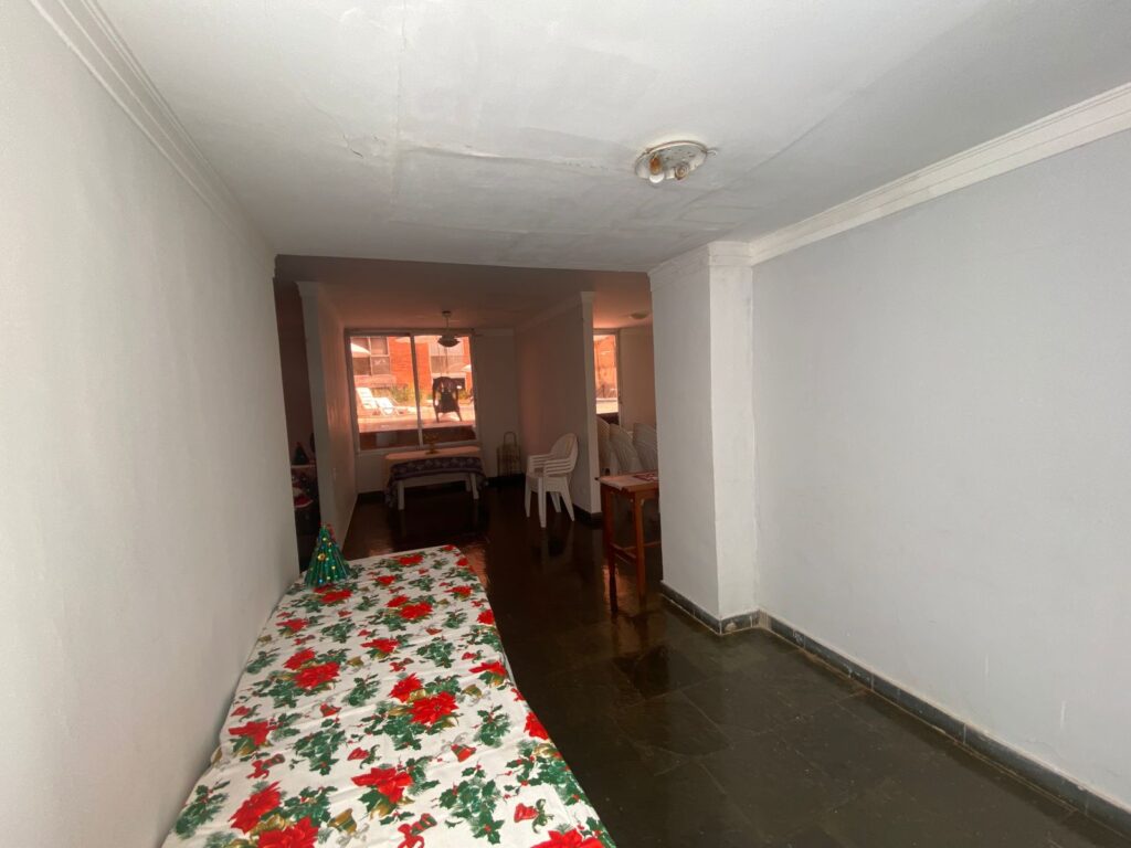 Vende-se Excelente apto na Imperial/Centro $ 420.000,00