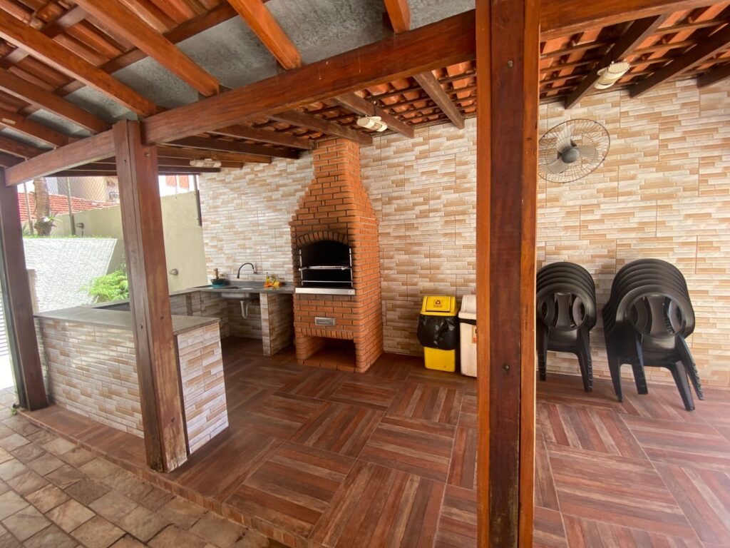 Vende-se Excelente apto na Imperial/Centro $ 420.000,00