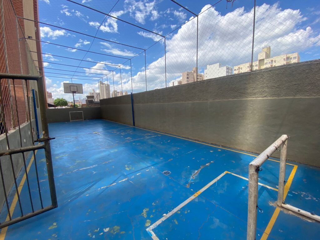 Vende-se Excelente apto na Imperial/Centro $ 420.000,00