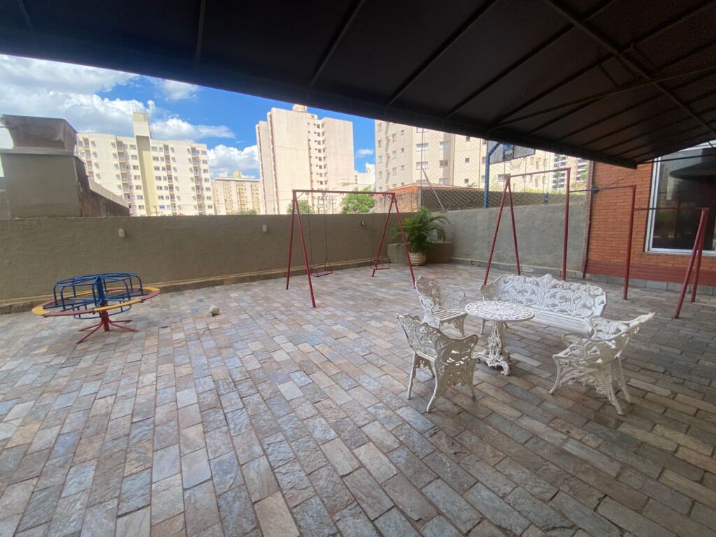 Vende-se Excelente apto na Imperial/Centro $ 420.000,00