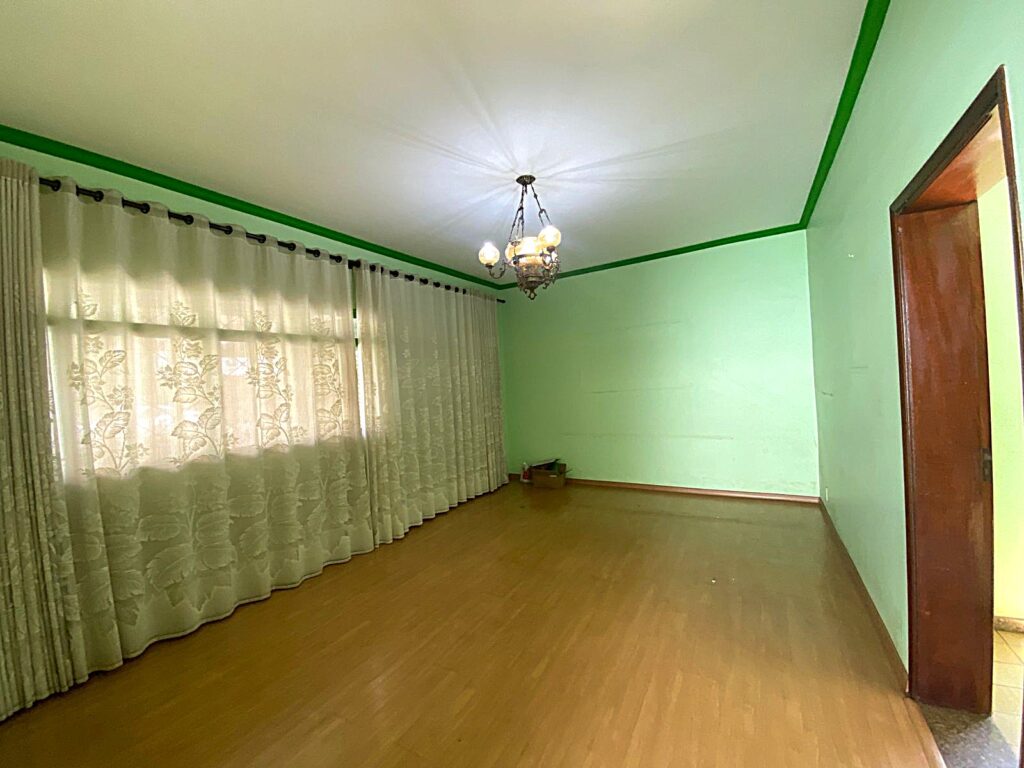 Vende-se/Aluga-se imóvel comercial no Centro $ 2.500.000,00