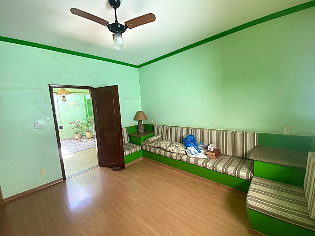 Vende-se/Aluga-se imóvel comercial no Centro $ 2.500.000,00