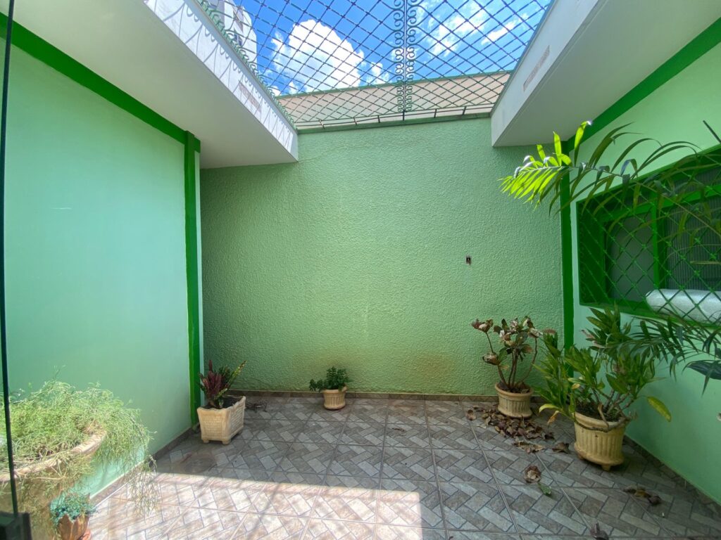 Vende-se/Aluga-se imóvel comercial no Centro $ 2.500.000,00