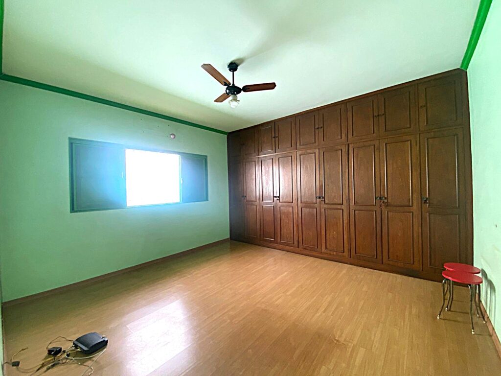 Vende-se/Aluga-se imóvel comercial no Centro $ 2.500.000,00