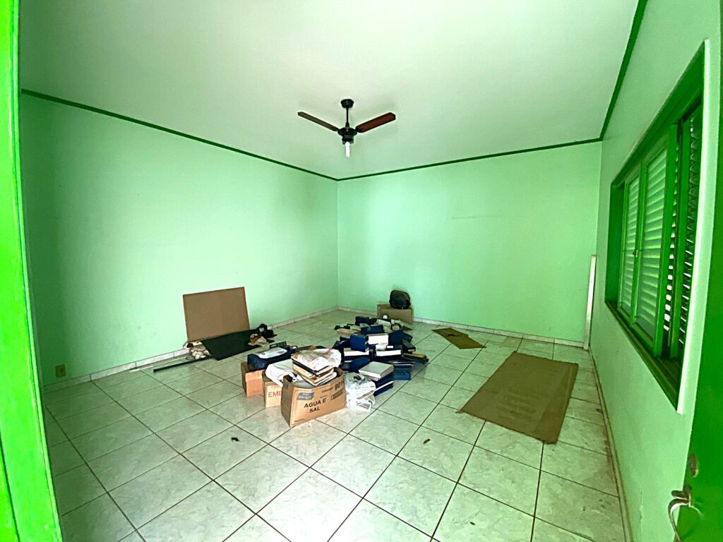 Vende-se/Aluga-se imóvel comercial no Centro $ 2.500.000,00